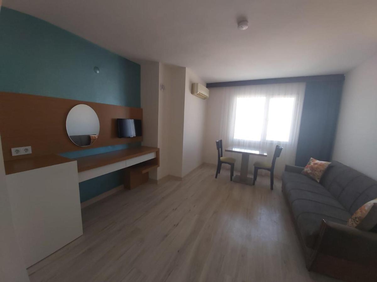 Baris Suite Hotel Kusadası Exterior foto